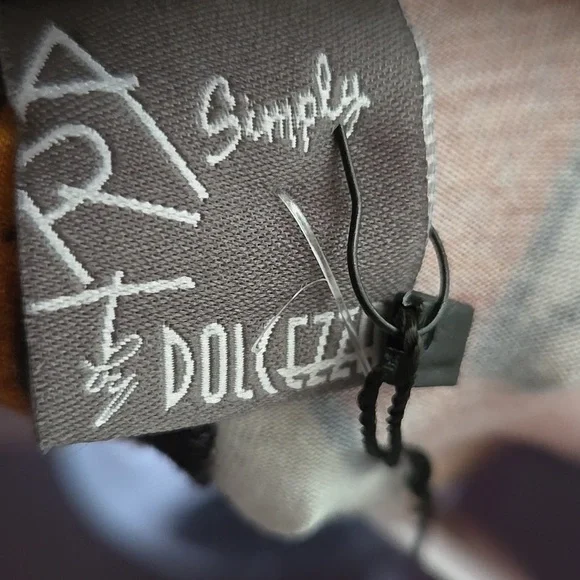 Dolcezza Simply Art | Heart Leaves Abstract Tunic Top * NWT - Picture 8 of 12